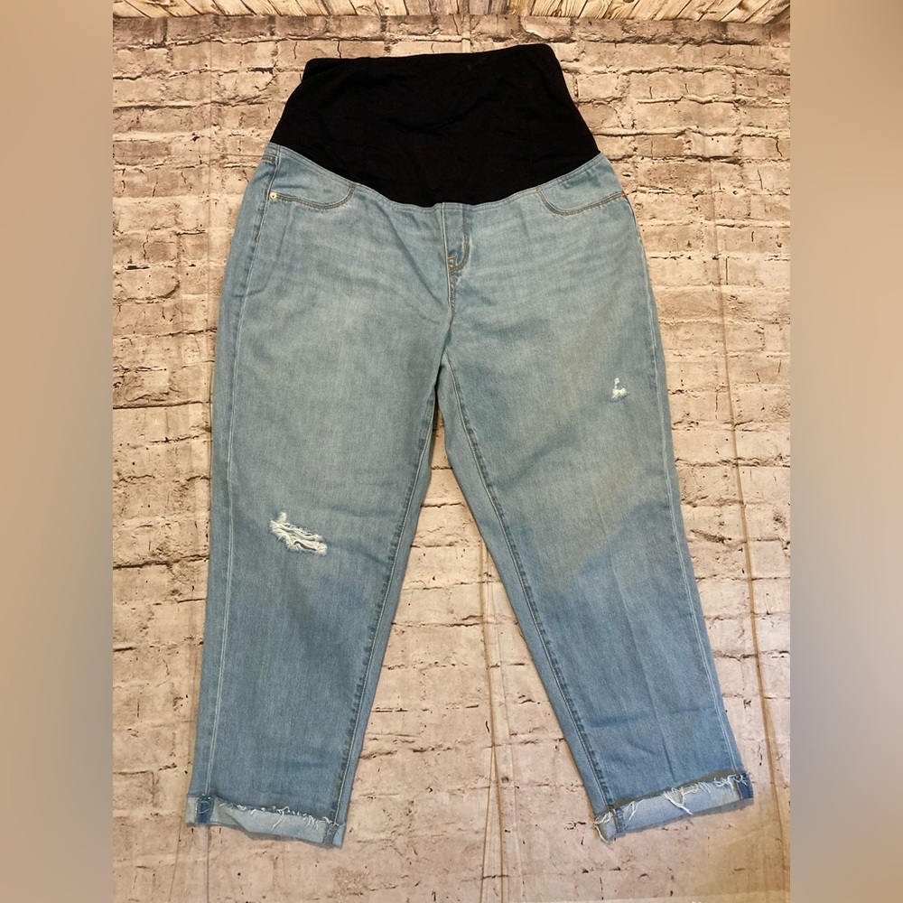 🔥 NWT Isabel maternity by Ingrid &Isabel boyfriend jeans. Size 16.